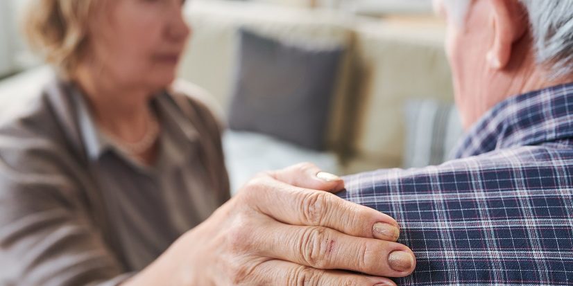 ¿Cómo evitar caer en el síndrome del cuidador?